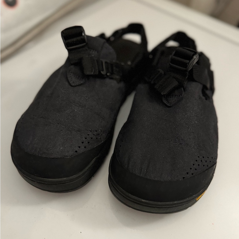 Bedrock sandals